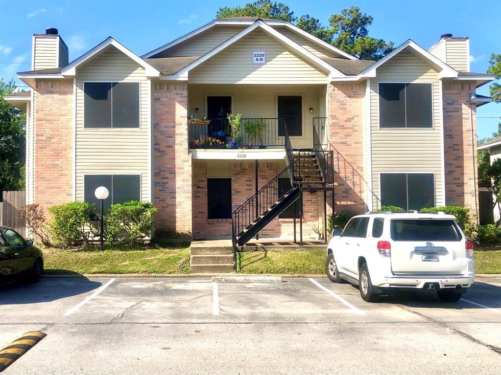 Primary Photo - 2220 Millstone Dr