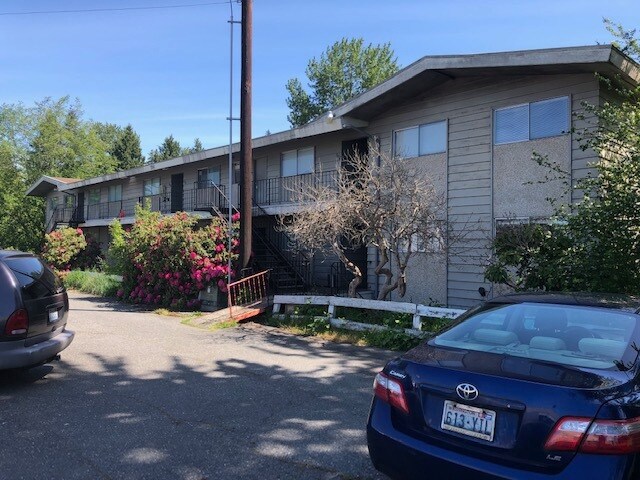 Foto del edificio - 726 Avenue B Ave