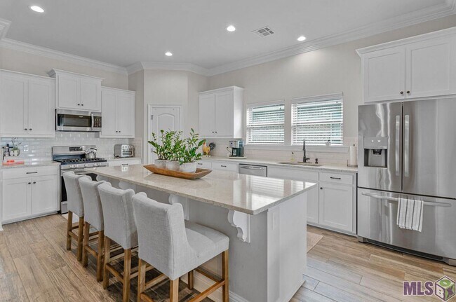 Foto del edificio - Home For Lease