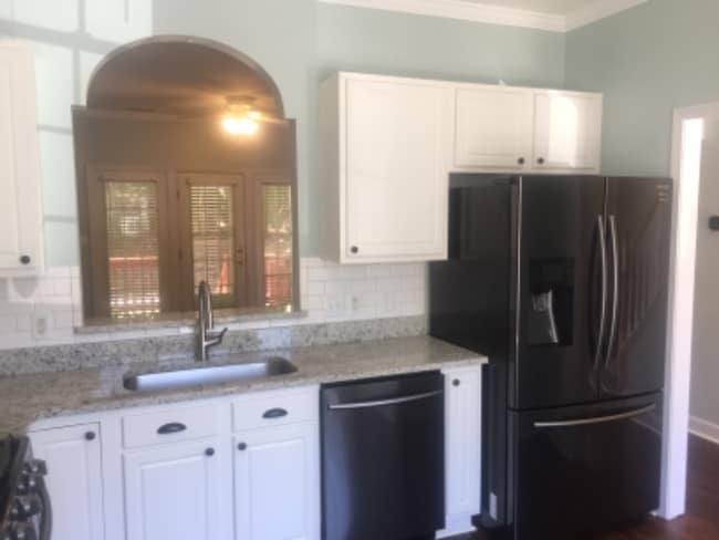 Building Photo - 2210 Trailwood Valley Cir