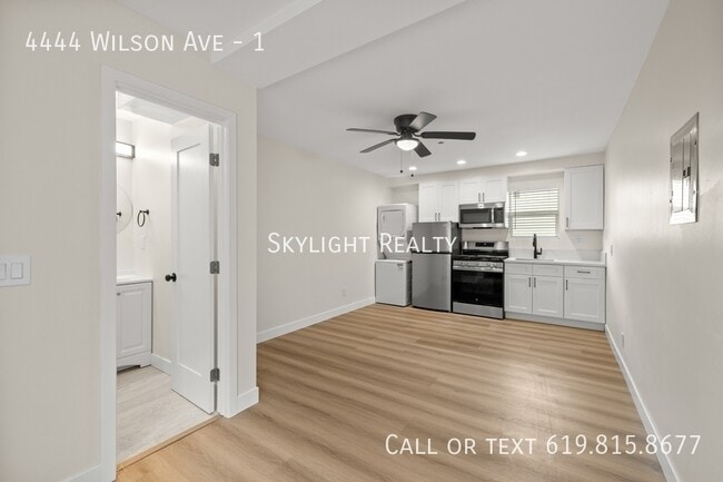 Building Photo - 4444 Wilson Ave