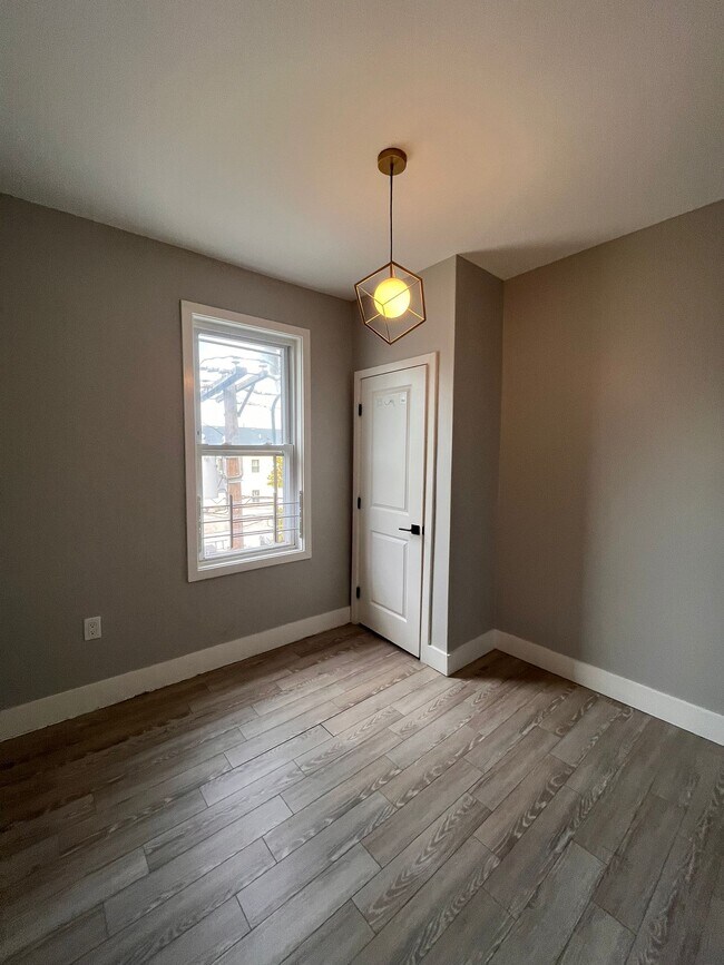 Foto del edificio - 88 Wallis Ave