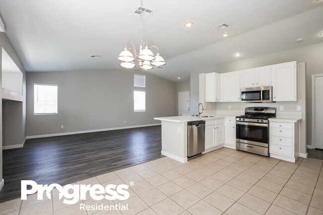 Building Photo - 6675 Montezuma Castle Ln