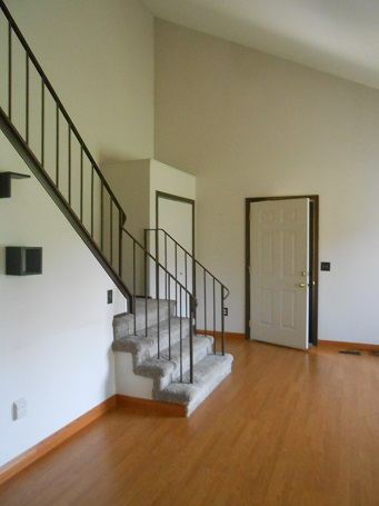 Building Photo - 37253 Glenbrook Dr