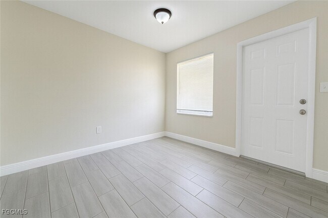 Foto del edificio - 5453 Eleventh Ave