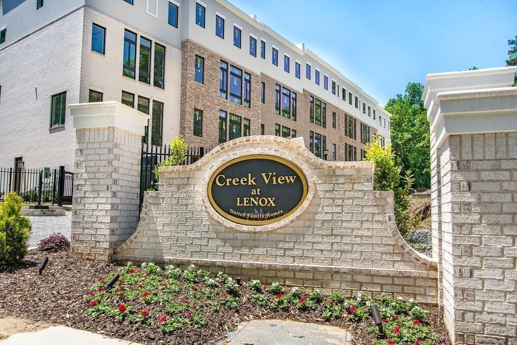Foto principal - 700 Lenox Ln