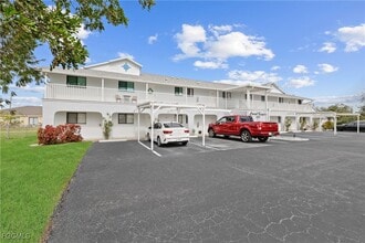 Building Photo - 1203 SW 48th Terrace