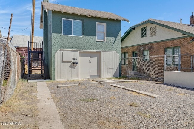 Photo - 1108 E Portland St House