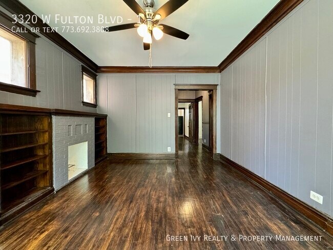 Building Photo - Vintage 3 bed 1 bath on Fulton Blvd. Large...