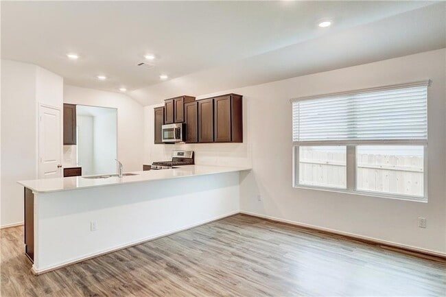 Foto del edificio - 5808 San Savino Dr