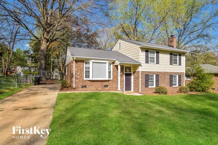 Primary Photo - 2104 Gracewood Dr