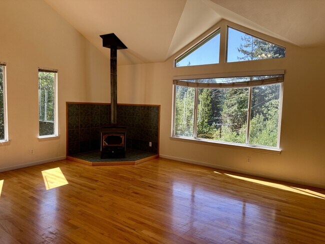 Foto del edificio - 25060 Soquel San Jose Rd
