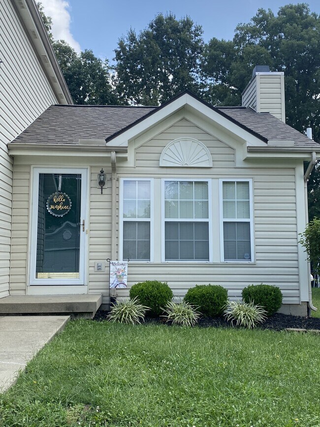 Weeping Willow House Rental in Maineville, OH