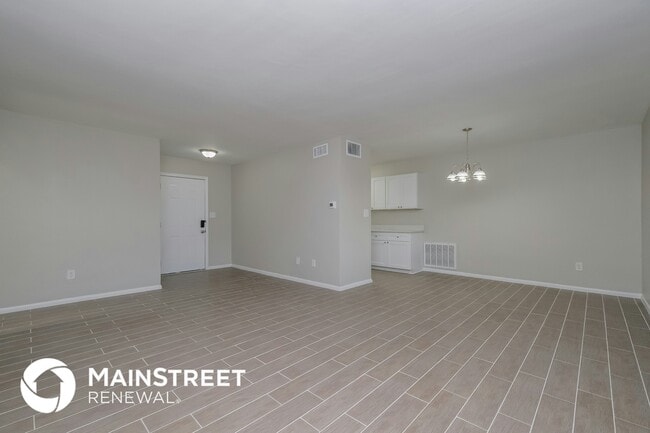 Building Photo - 1418 Thames Ln