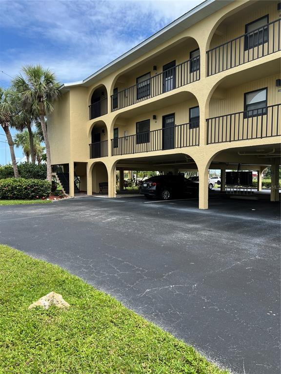 Building Photo - 14459 River Beach Dr
