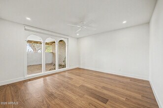 Building Photo - 3736 E Montecito Ave