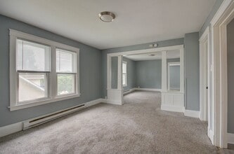 Building Photo - 813 Woods Ave