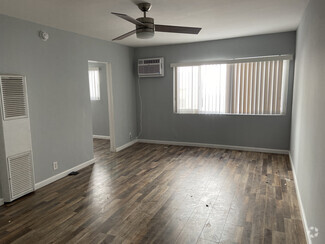 Building Photo - 940 Arapahoe St