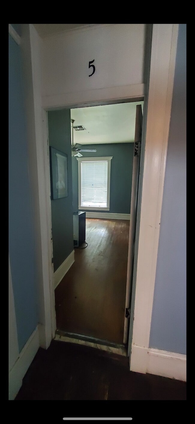 Building Photo - 2806 Nueces St