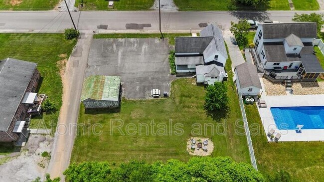 Foto del edificio - 714 E Jefferson St