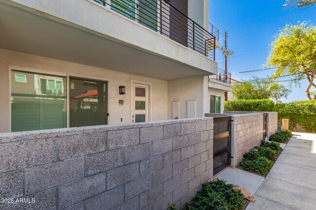 Foto del edificio - 4444 N 25th St