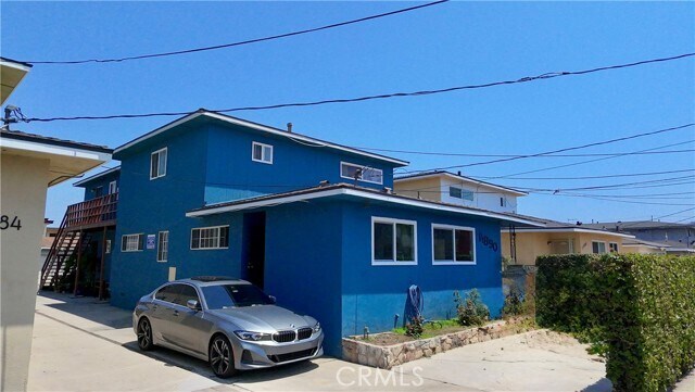 Primary Photo - 11890 Manor Dr