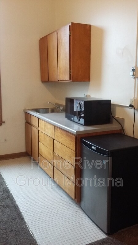 Foto del edificio - 147 W Main St