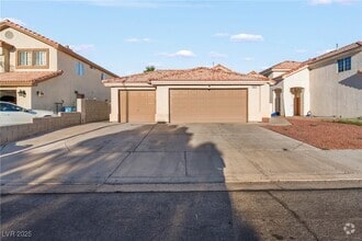 Building Photo - 5616 Royal Castle Ln