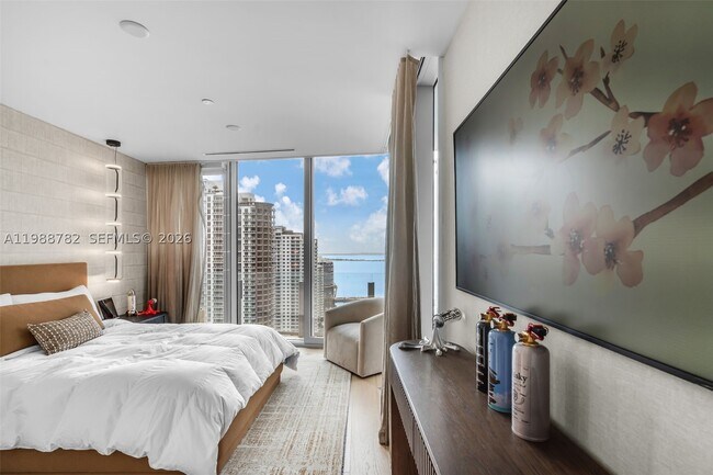 Foto del edificio - 300 Biscayne Blvd