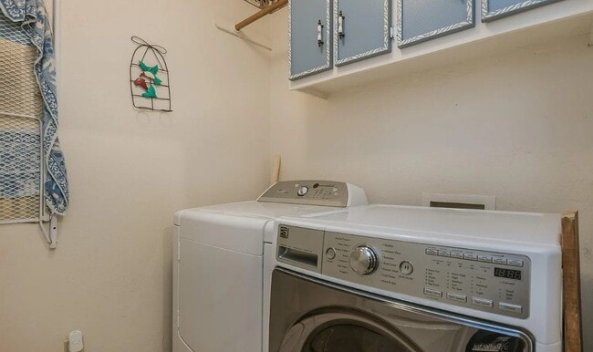 Foto del edificio - 3810 Kingston Rd