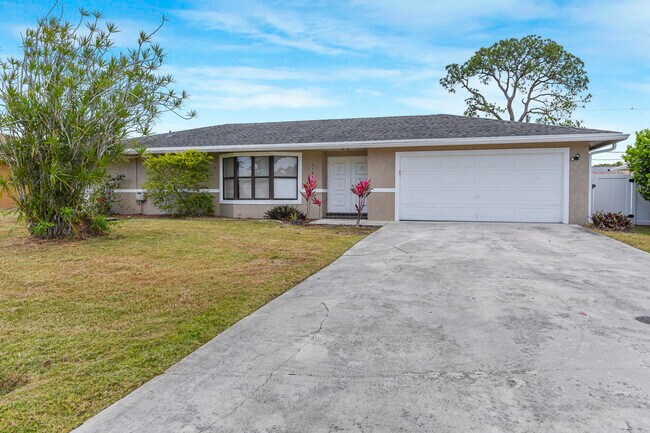 Foto del edificio - 1168 SE Clifton Ln