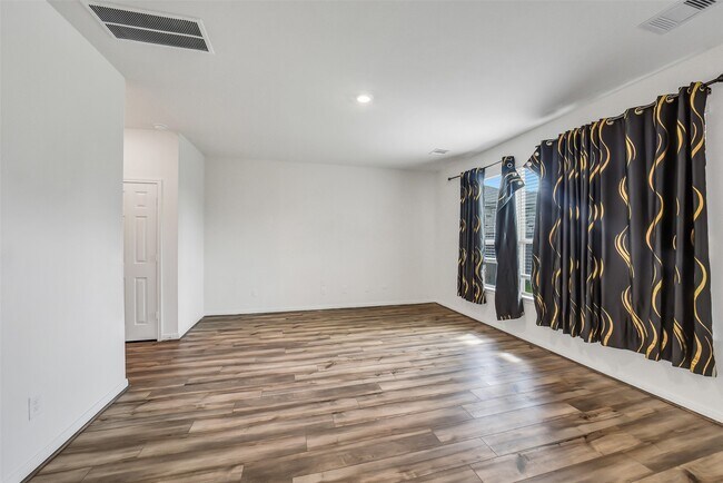 Building Photo - 2844 Grand Anse Dr