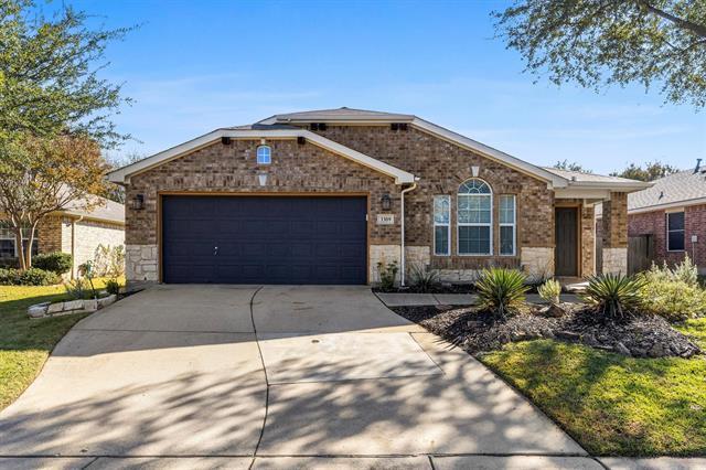 Foto principal - 3309 Willow Springs Dr