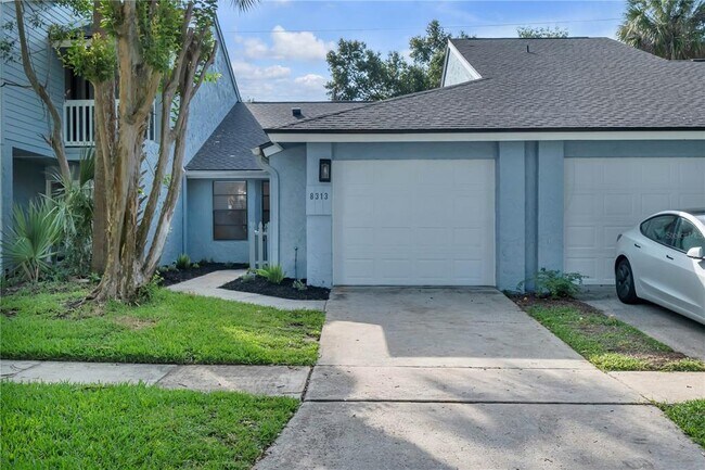 Foto del edificio - 8313 Citrus Chase Dr