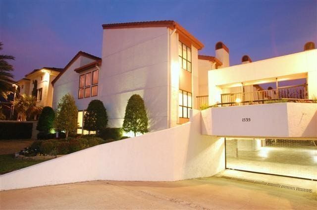 Building Photo - 1535 Potomac Dr