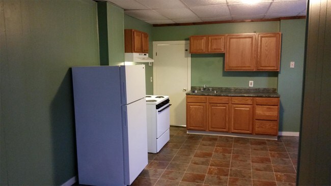 Building Photo - 4 Vosler Dr