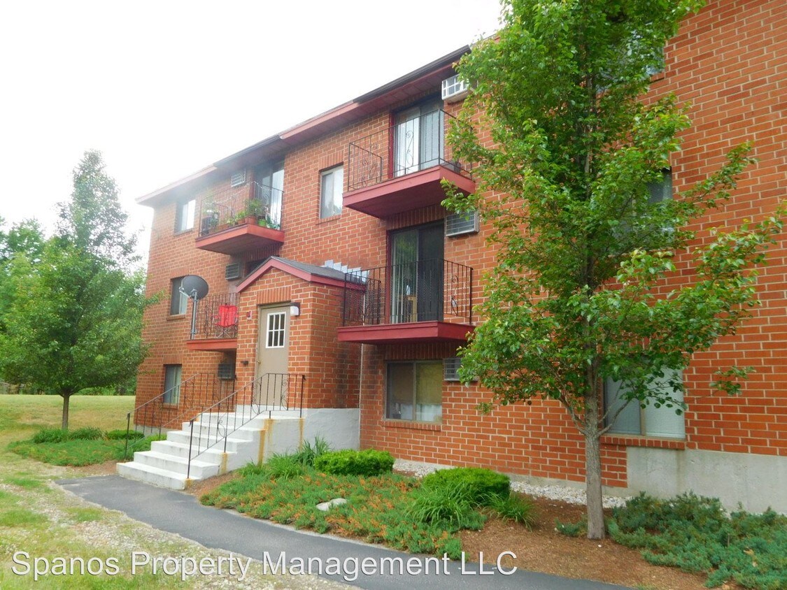 1225 Bodwell Rd, Manchester, NH 03109 House Rental in Manchester, NH