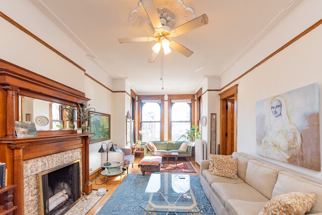 Building Photo - 1725 N Mohawk St