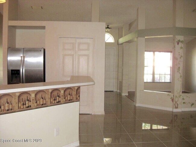 Foto del edificio - 6130 Meghan Dr