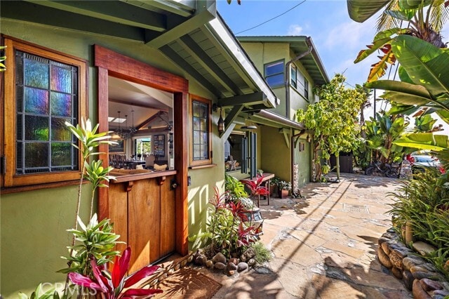 Building Photo - 773 St Ann's Dr