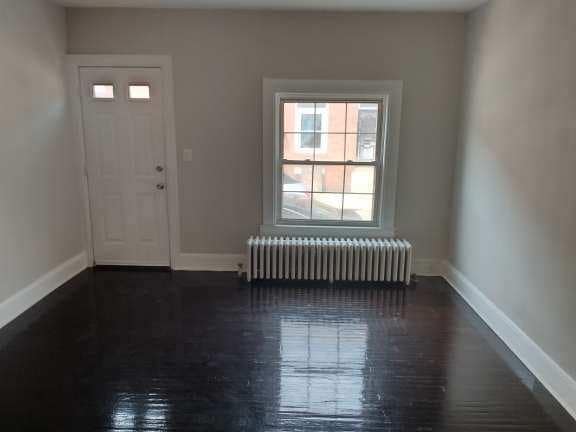 Building Photo - 917 N Streeper St
