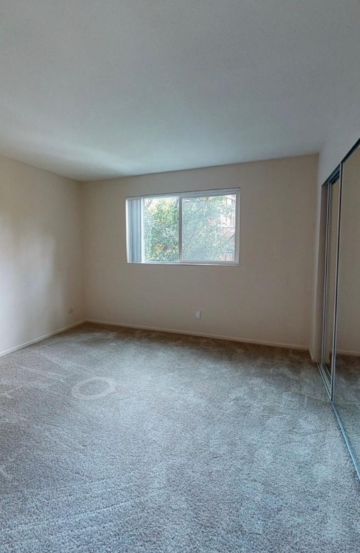 Foto del edificio - 1700 N First St