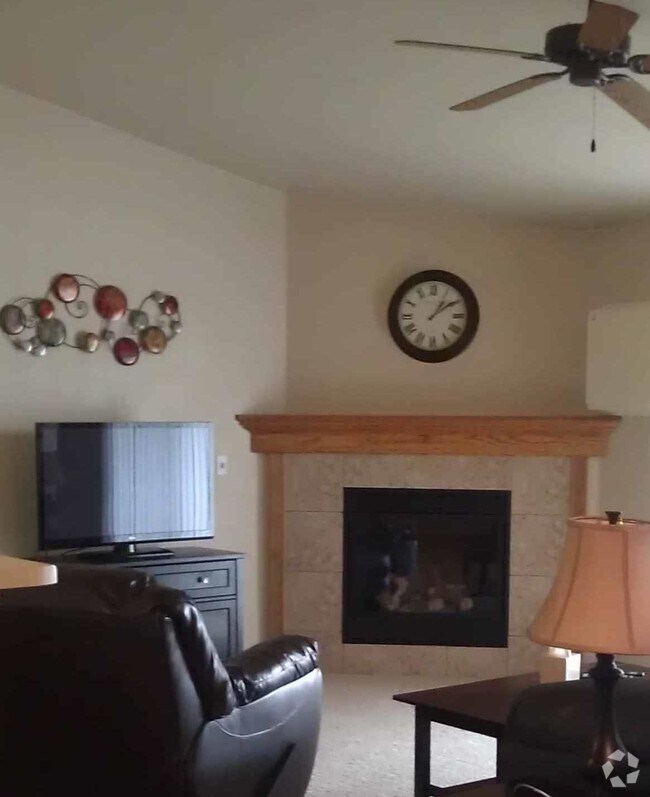 Cedar Lake Apartments Rentals Green Bay, WI