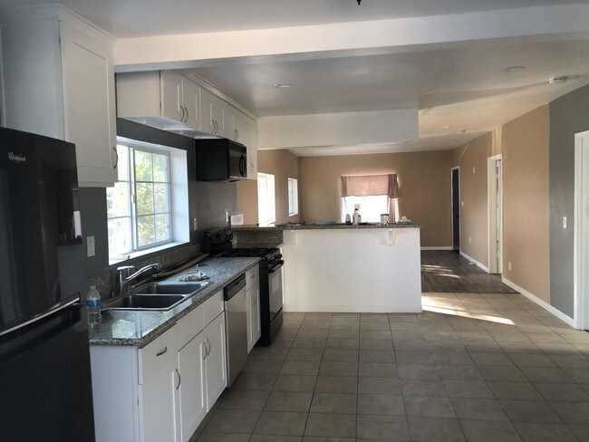 Foto del edificio - 1638 S Berendo St