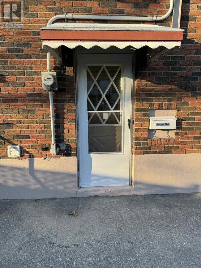 Building Photo - 352 Highland Ave