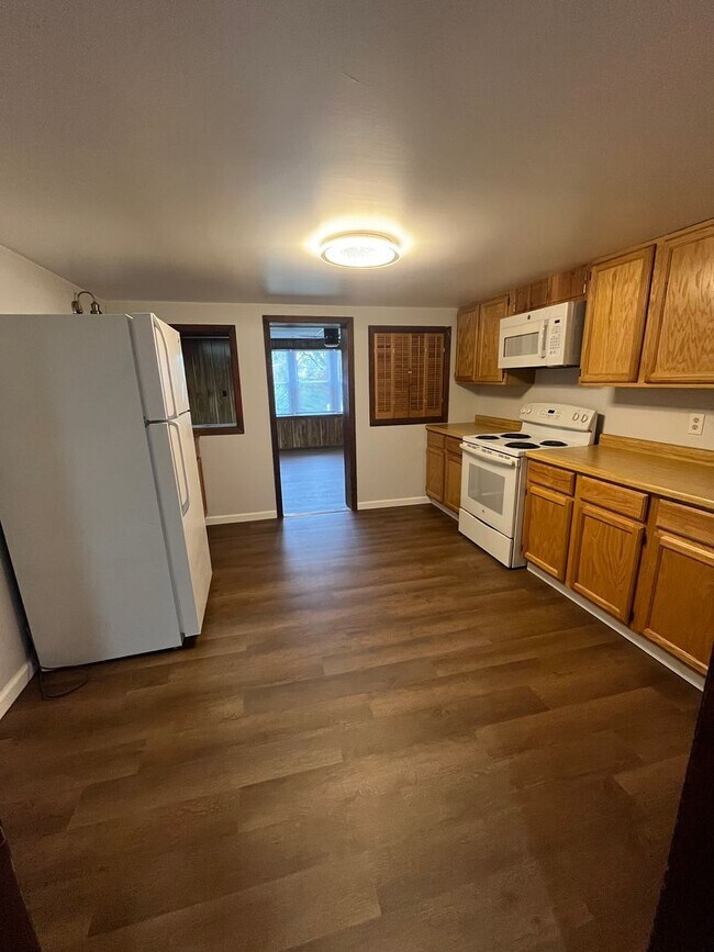 Foto del edificio - 2 bedroom home available in Cherry Valley