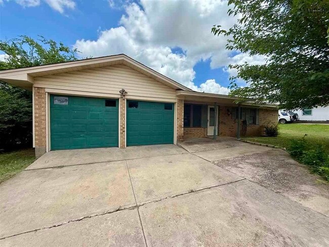 Building Photo - 5403 Dewey St