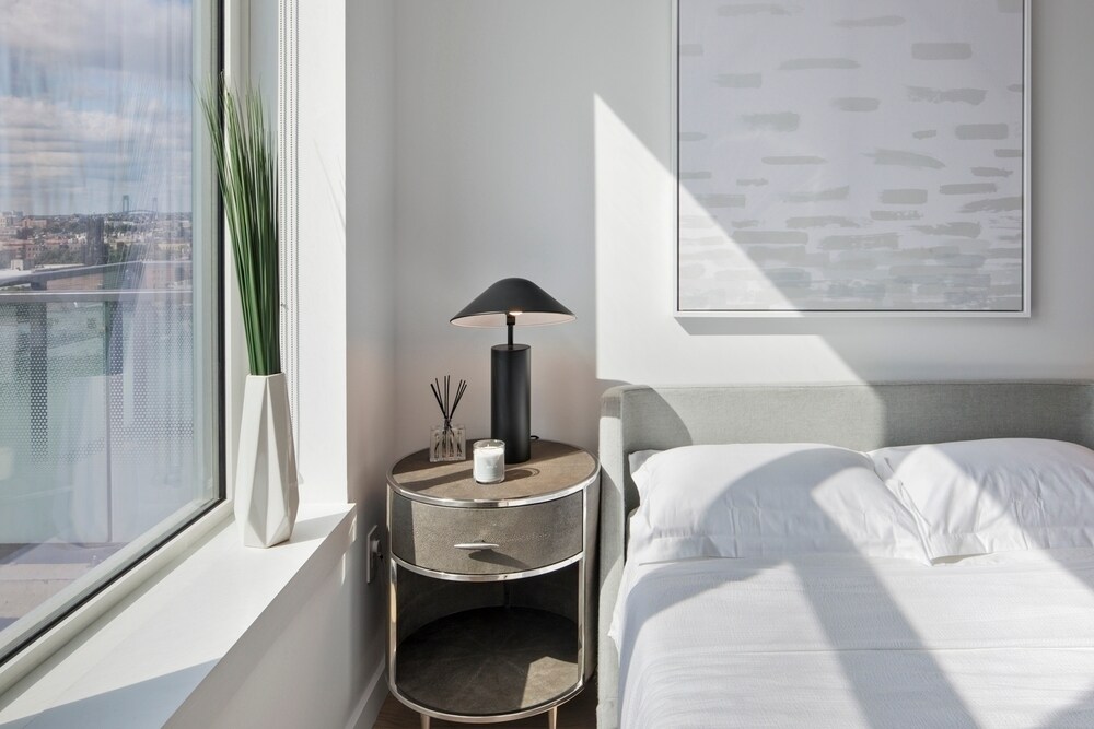 Foto principal - 123 Linden Blvd