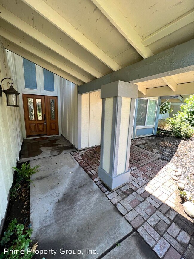 Building Photo - 3 br, 2 bath House - 2721 Adriatic Way