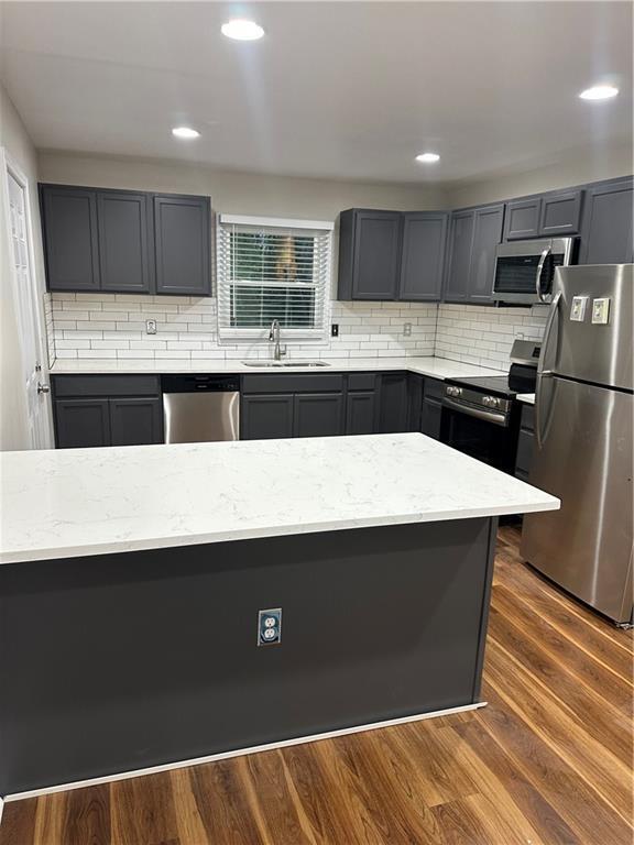 Foto del edificio - 820 Howard Ct SW